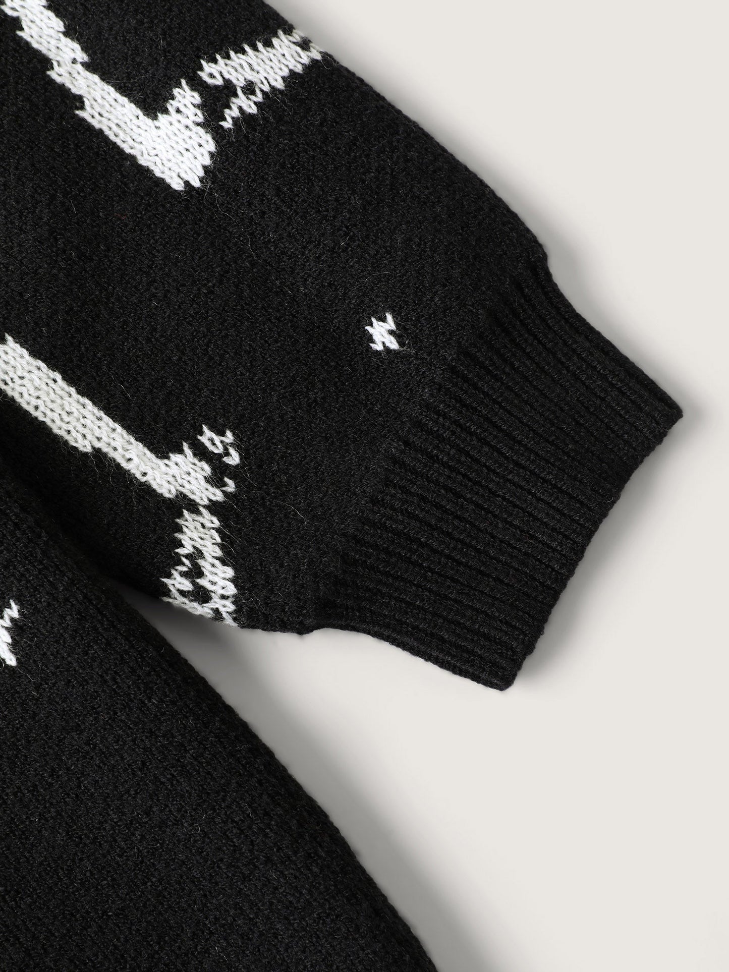 fae683f2-469e-4d2f-b041-3b20f8c0a5f5