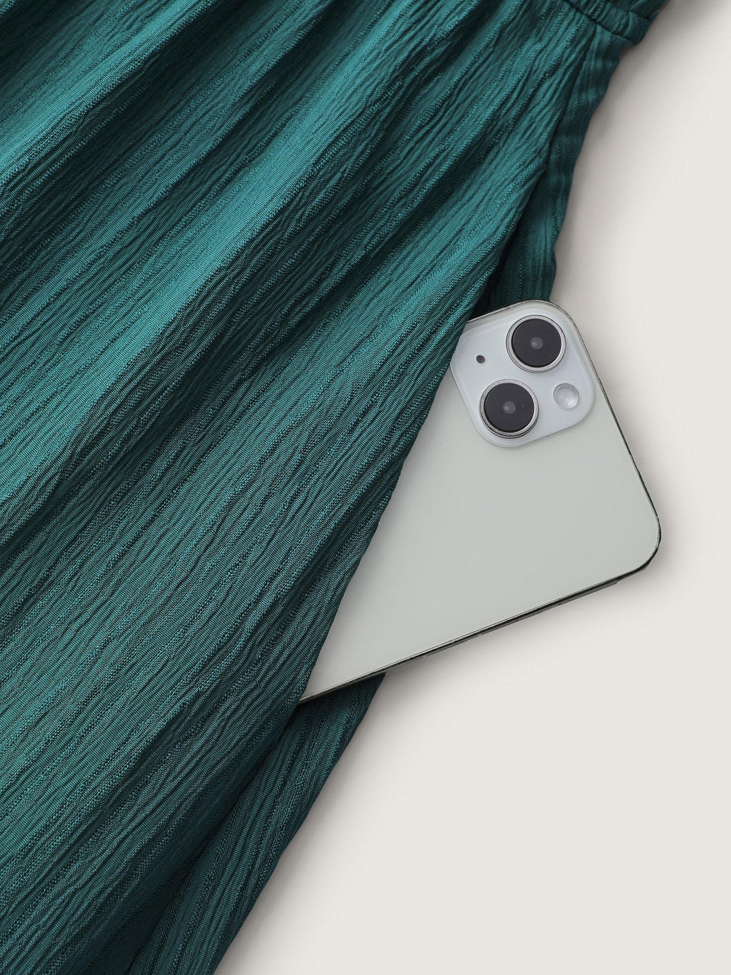 53dc42a1-603a-4beb-a7d5-9d99670077f1