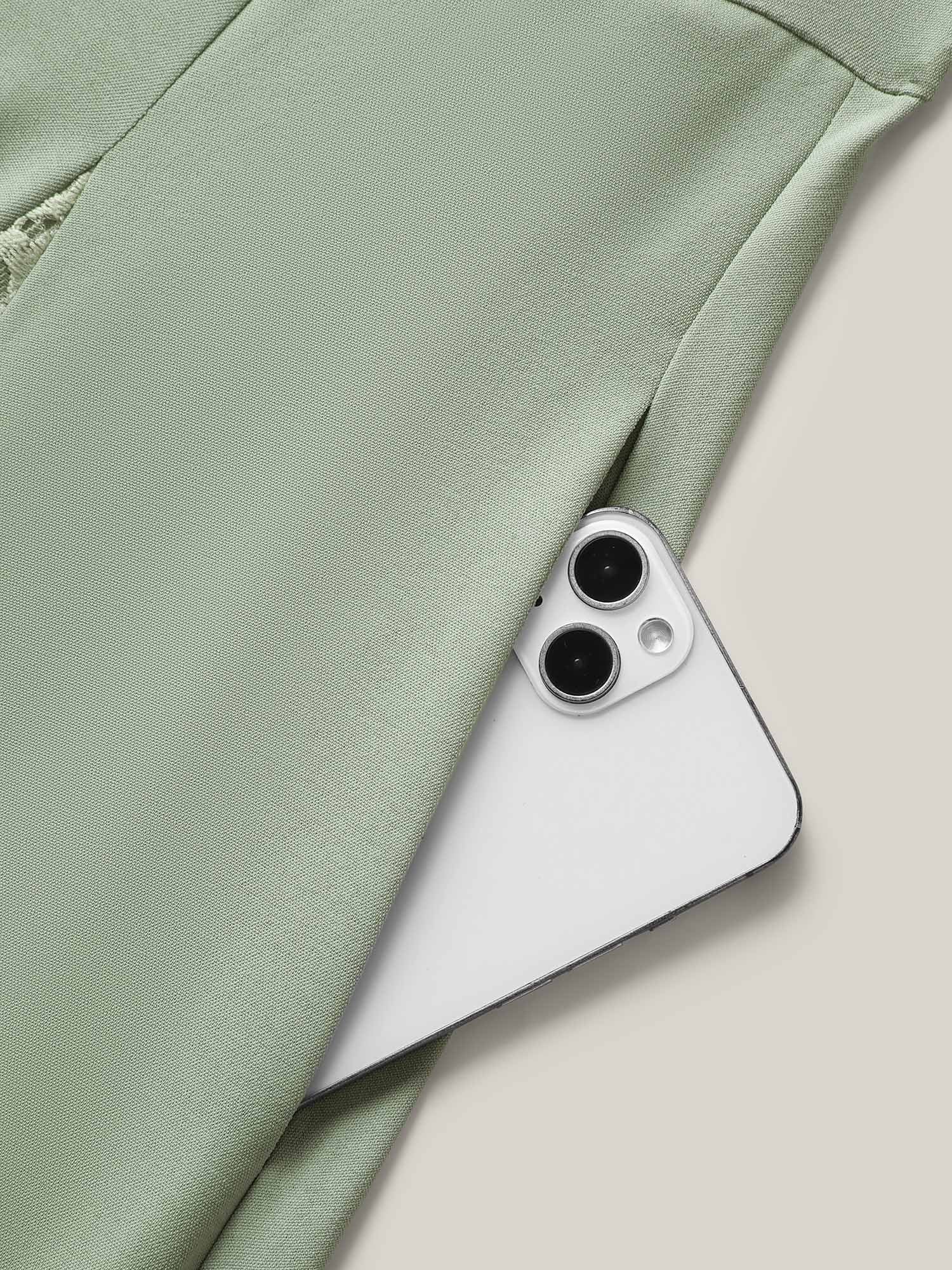 fa8042d0-3569-4ea5-a5c0-c2a8b5eae904