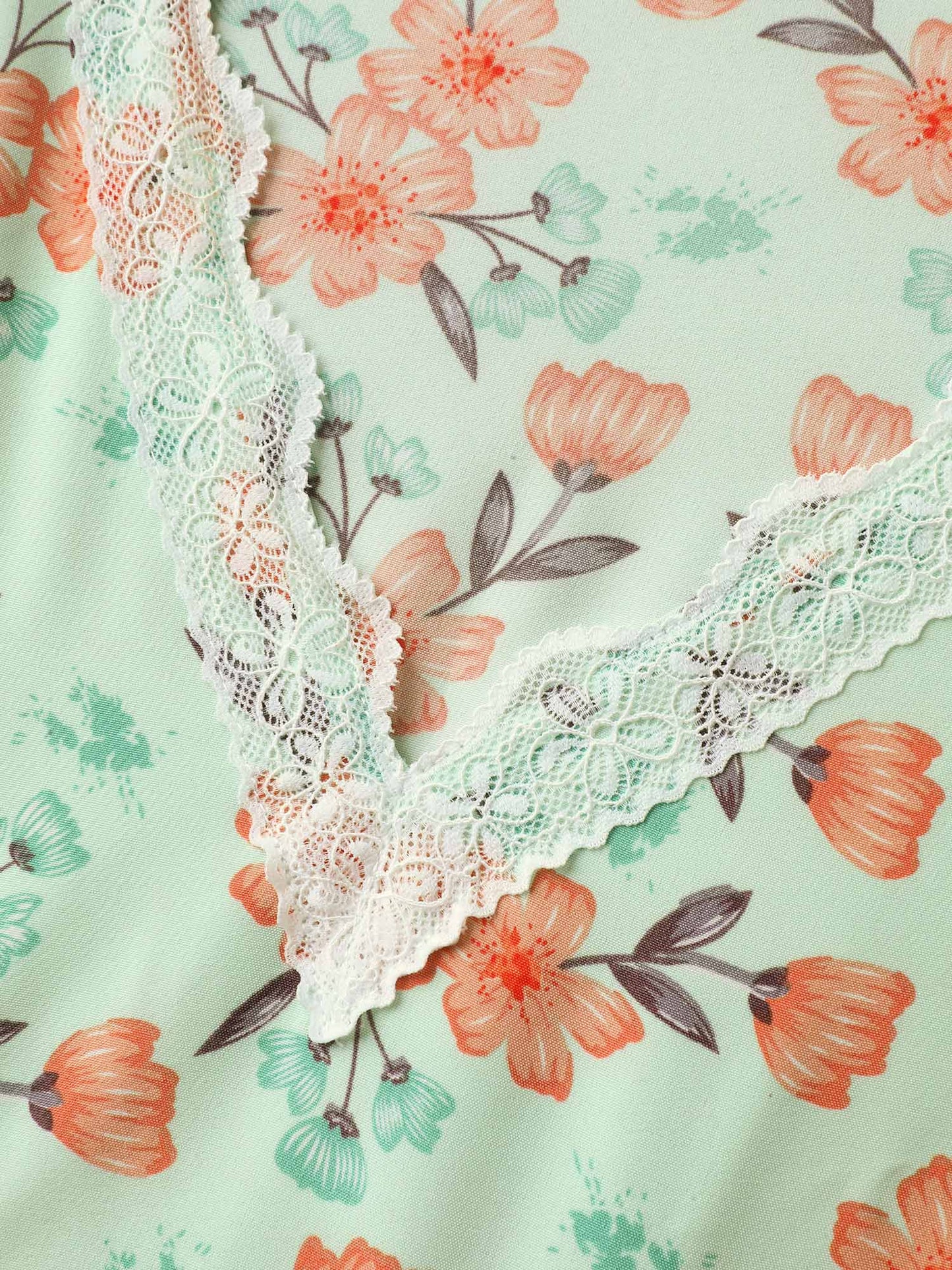 e5dfcade-f603-4c06-a83f-adc6695d6210