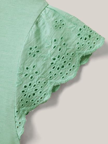 a5fbead9-6c19-4d77-a58b-42e22dcc8e24