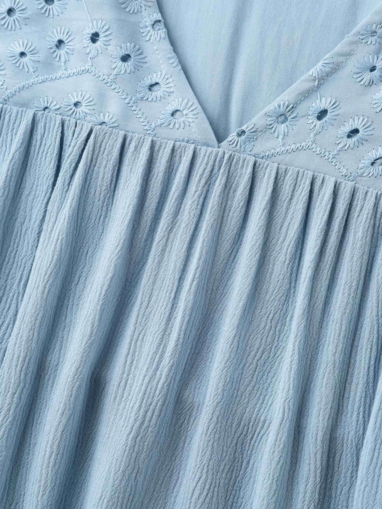 950c4969-27d7-40f0-b649-291a96e92bcd