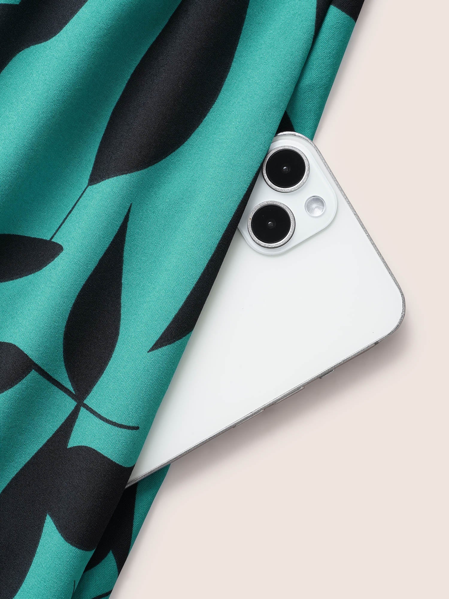 ed562c0f-e159-482b-8d19-97251ed79882