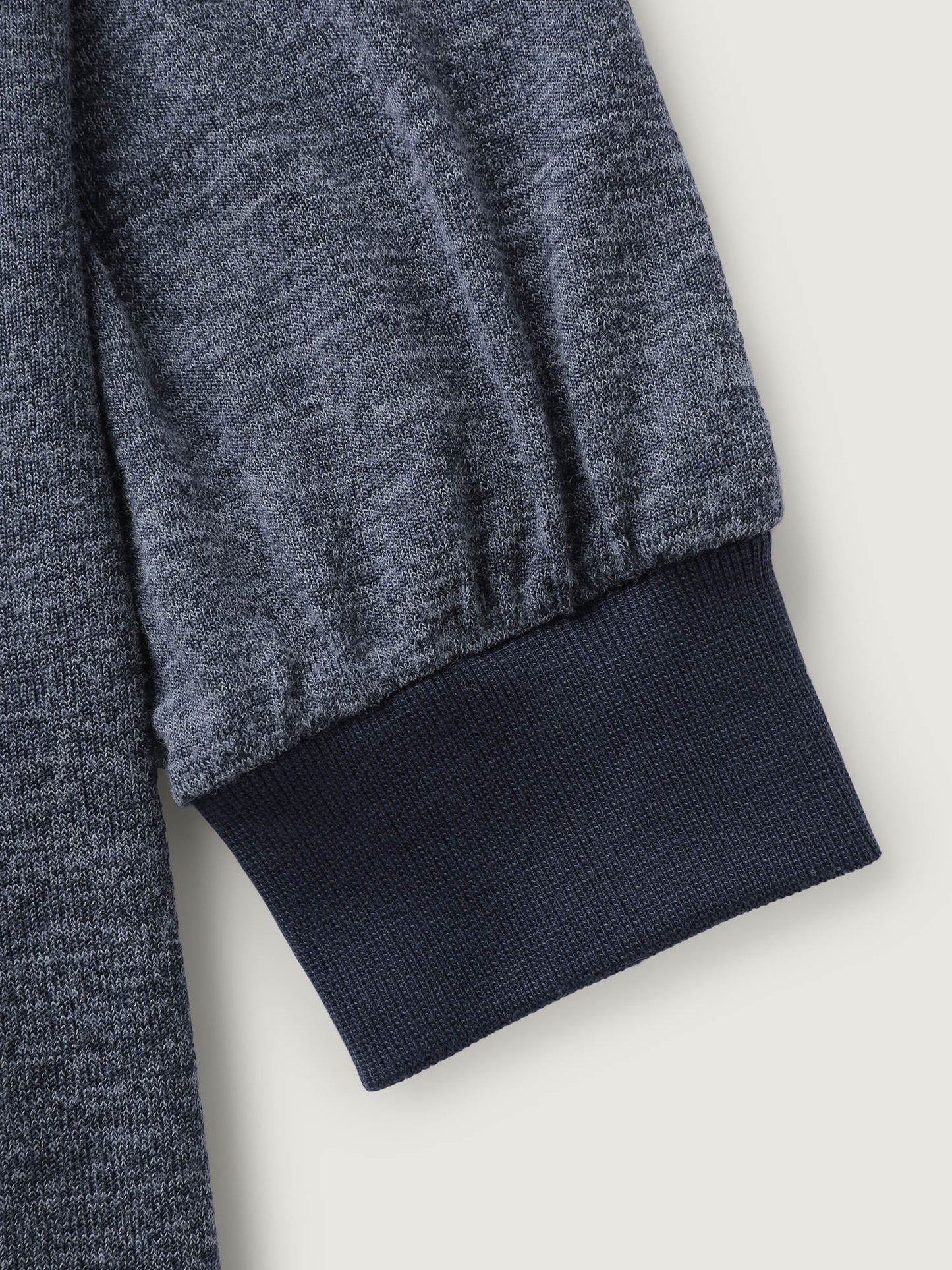 6d736994-56dc-49e5-b4ed-127da64b67cf