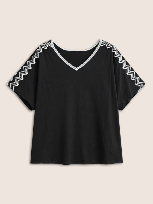 Geometric Print Batwing Sleeve T-shirt