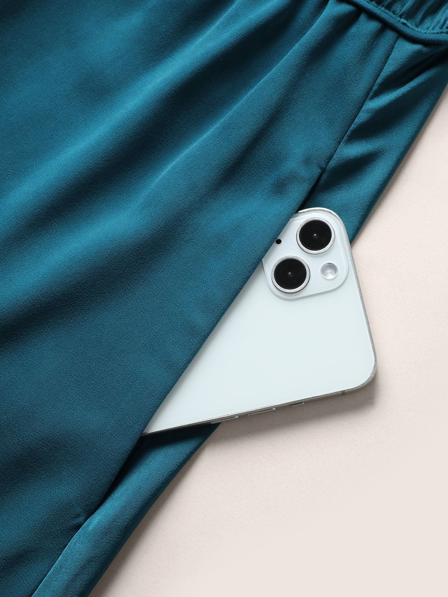 afb53c6a-bbae-4dcc-a332-4a7dbe8639d4