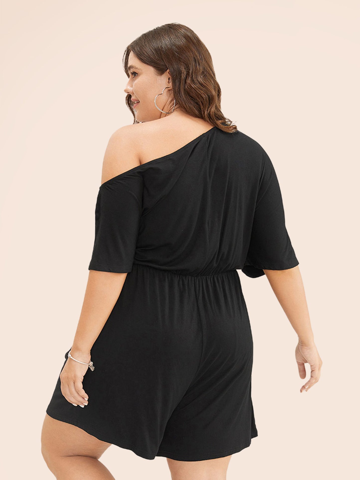 1e56b323-f4fa-4210-93d8-a35732917a8d