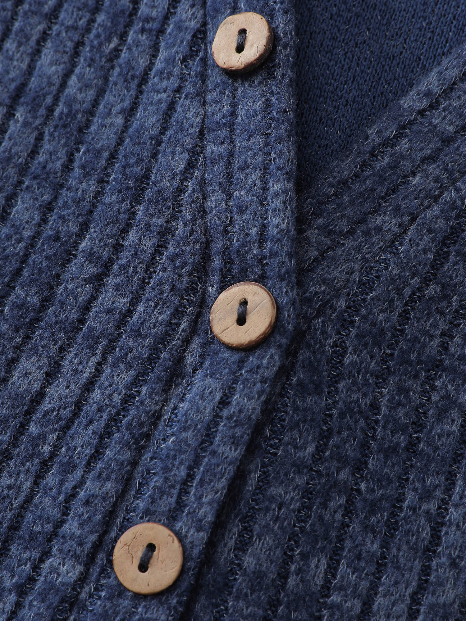 eb7bd19f-fef1-4941-af76-e69fb4fe1eca