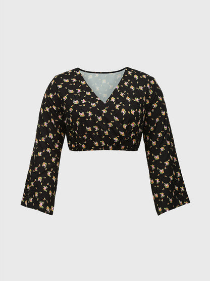 Ditsy Floral V-neck Crop Blouse