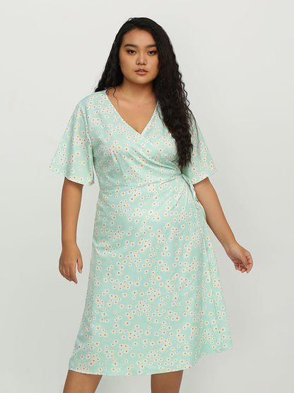Daisy Ditsy Surplice Neck Dress