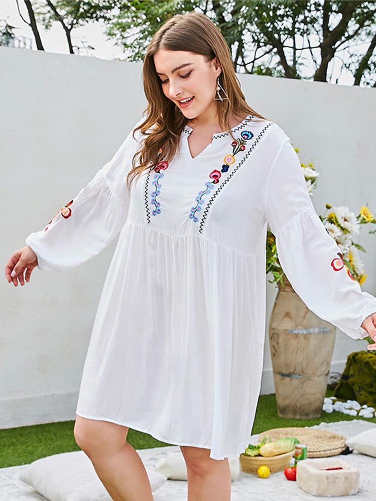 Embroidery Holiday Lantern Sleeve Dress