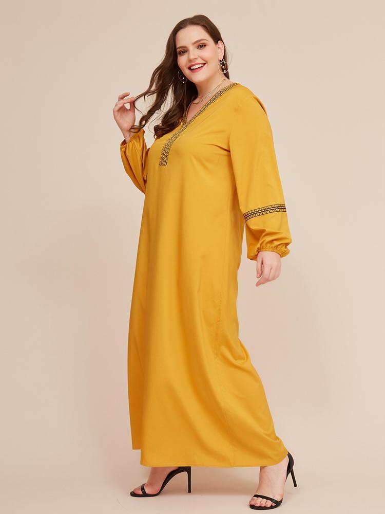 Embroidery V-neck Lantern Sleeve Loose Maxi Dress