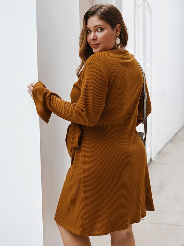 Sexy Buttton V-neck Knot Dress