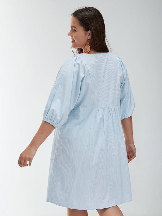 V Neck Pleated Dress