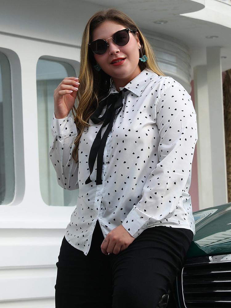 Heart Printed Bow Tie Lapel Shirt