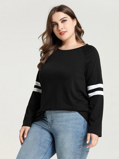 Stripe Sleeve Round Neck T-shirt