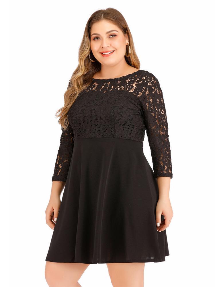 Lace Patchwork Round Neck  Backless Dress