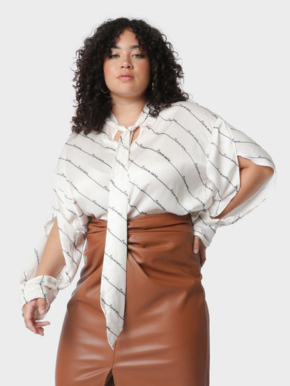 Printing Cut Out Knot Blouse