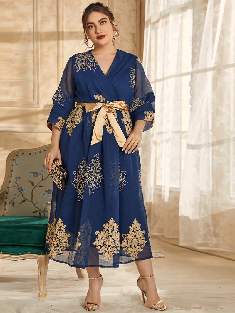 Embroidery Belt V-neck Dress