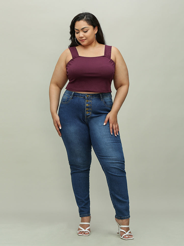 Form-Fitting Cropped Tank Top