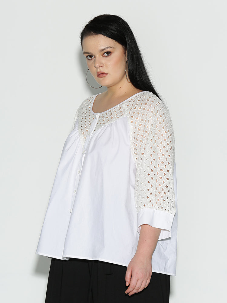 Broderie Button Top