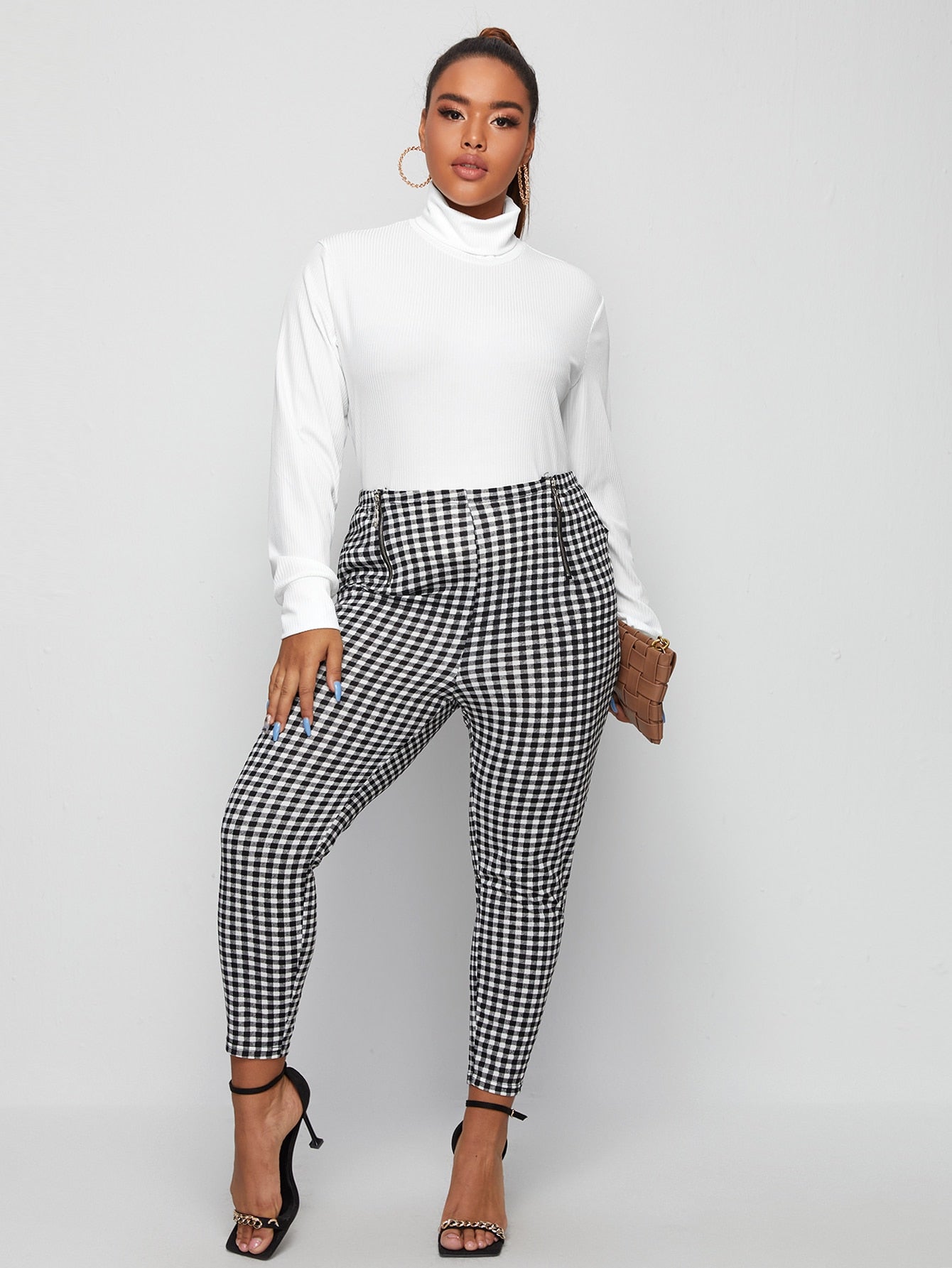 Solid Turtleneck Rib-knit Tee