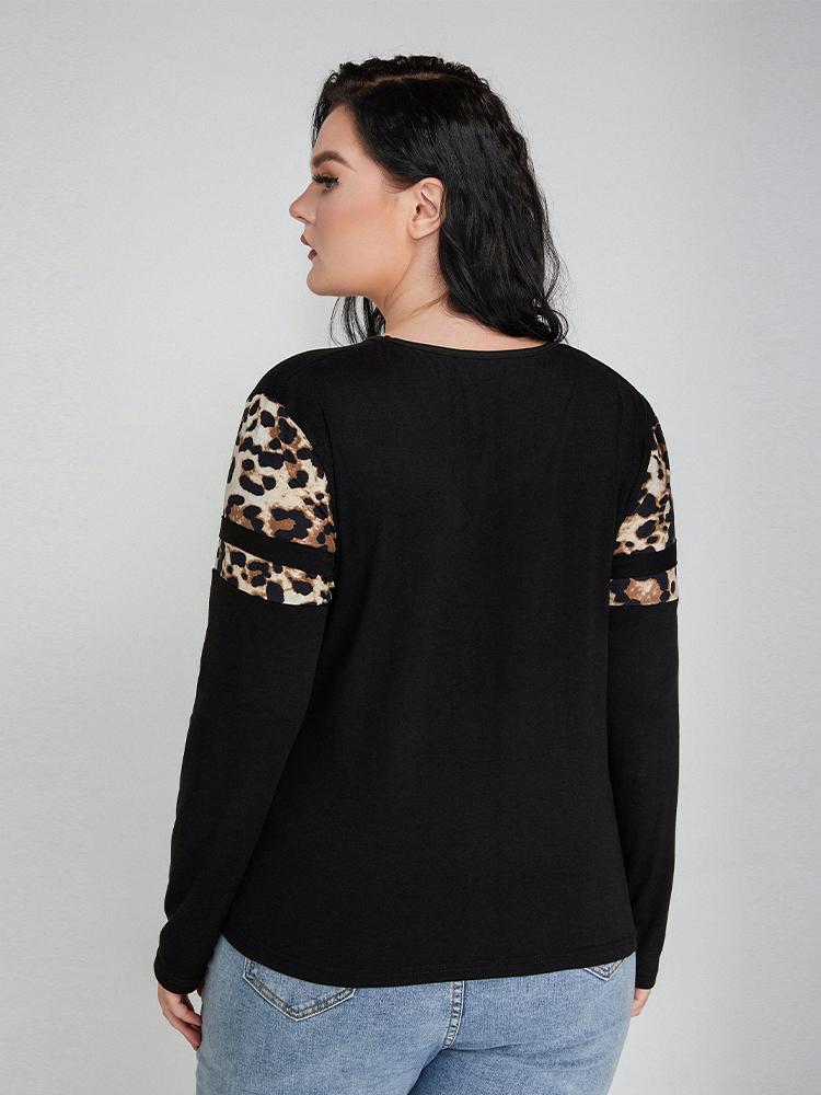 Leopard Print Pocket Long Sleeve T-shirt