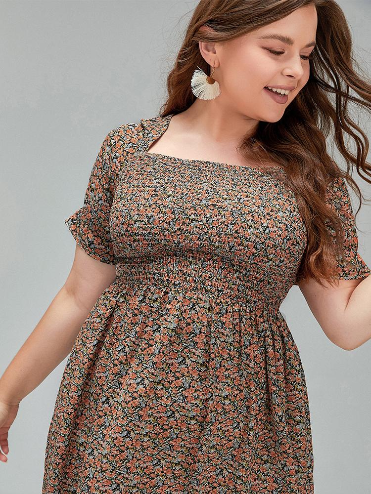 Ditsy Slit Smocking Dress