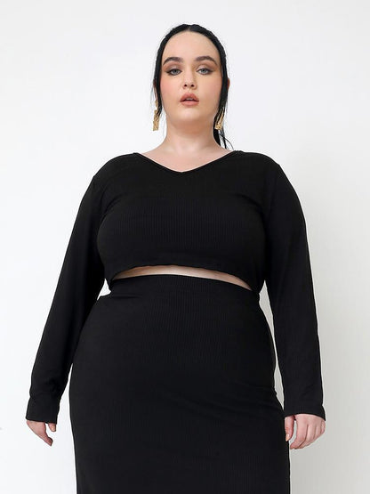 Solid V-neck Long-sleeved Crop T-shirt