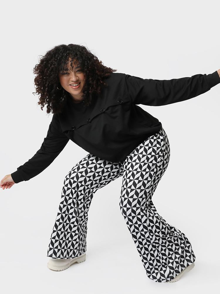 Button Round Neck Sweatshirt