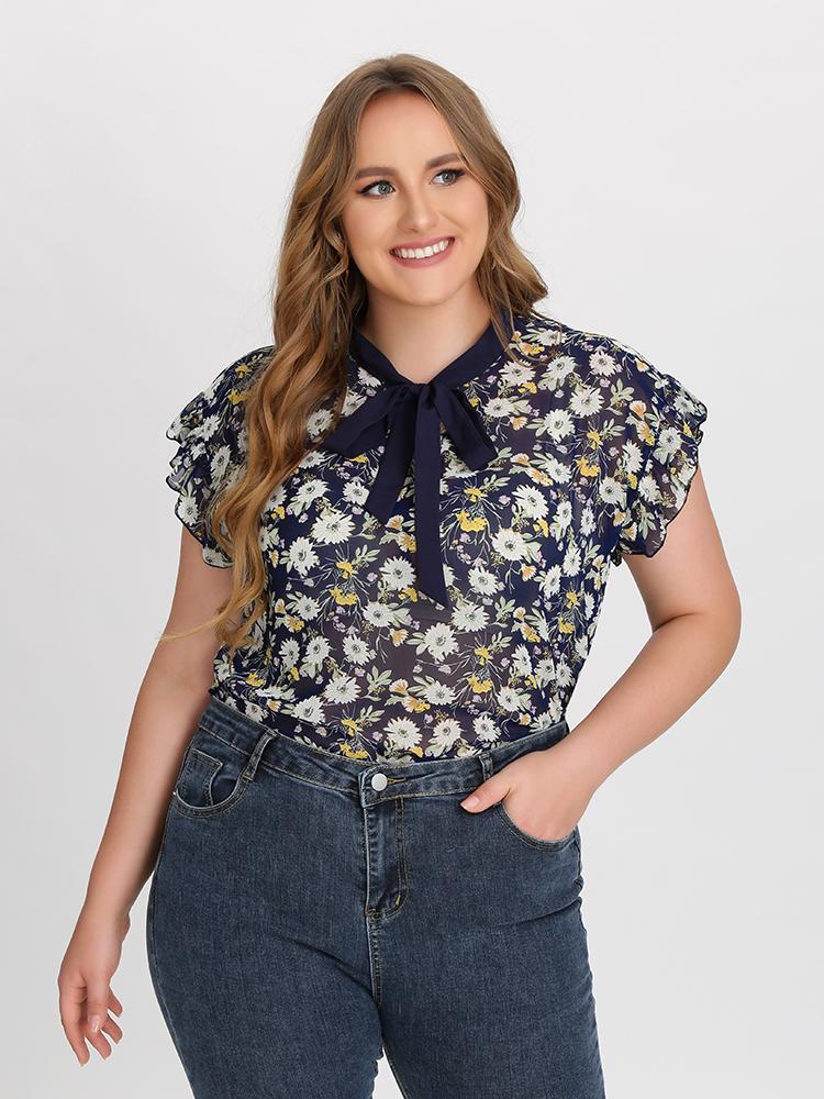 Daisy Knot Front Blouse