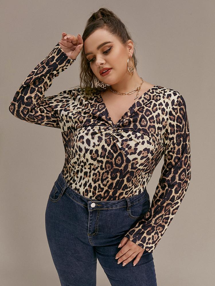 Twist-front Leopard Long Sleeve T-shirt