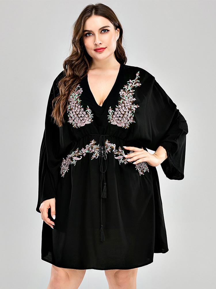Ethnic Embroidery V-neck Dress