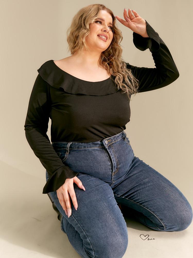 Ruffled Round Neck Long-sleeved T-shirt