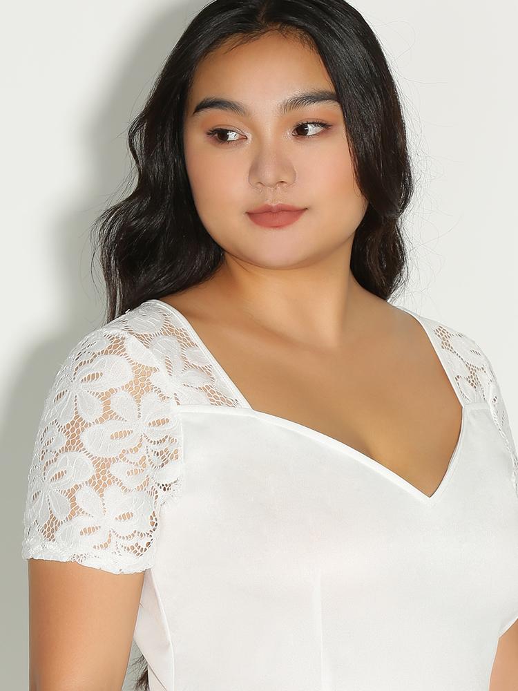 Lace Shoulder Ruffle Hem Dress