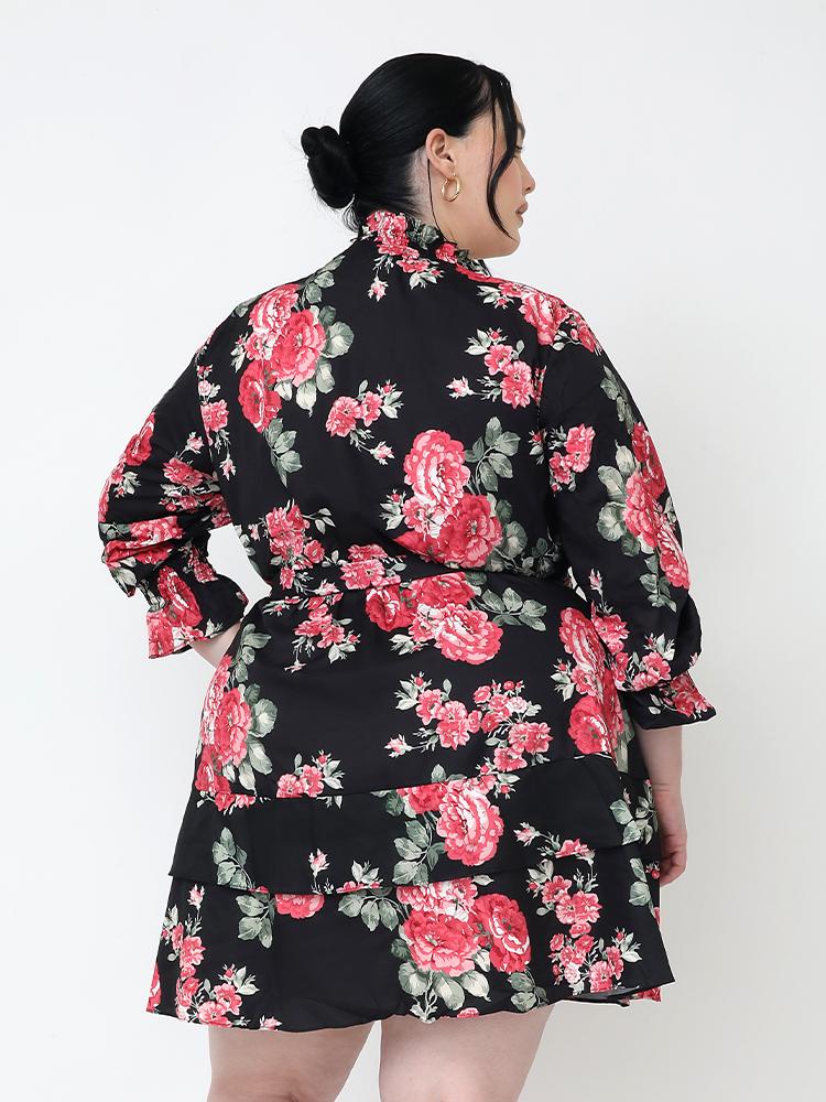 Floral Pleated Lace Dress