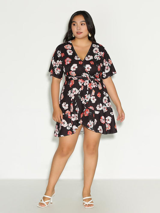 Ditsy Floral Knotted Dress