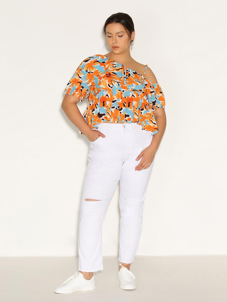 Cold Shoulder Leaf Top