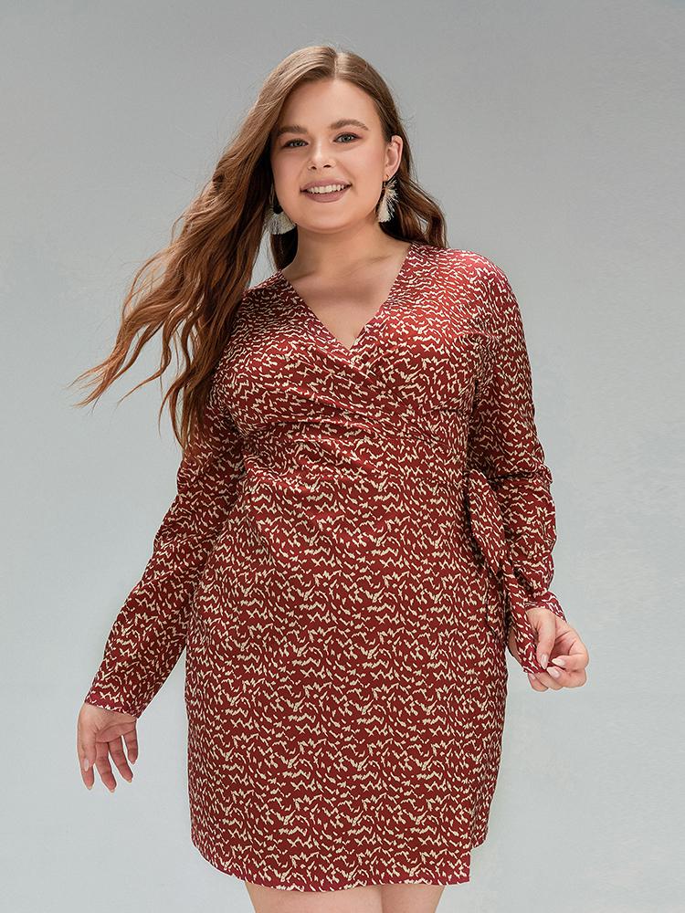 Irregular Pattern Print Wrap Dress
