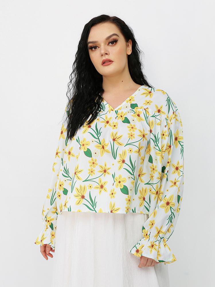 Floral Ruffle Detail V-neck Top