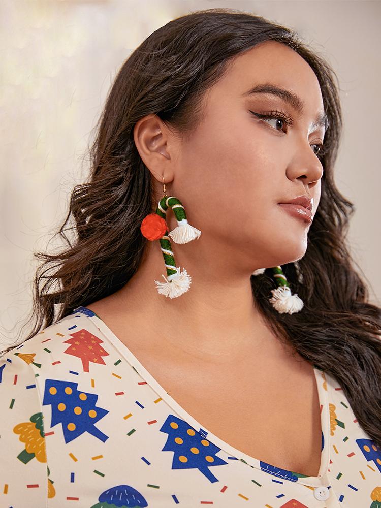 Christmas Contrast Tassel Earrings