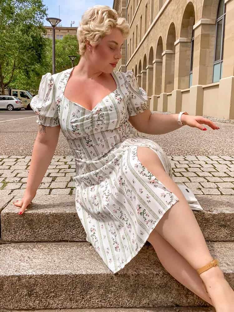 Ditsy Floral Frill Sleeve Dress